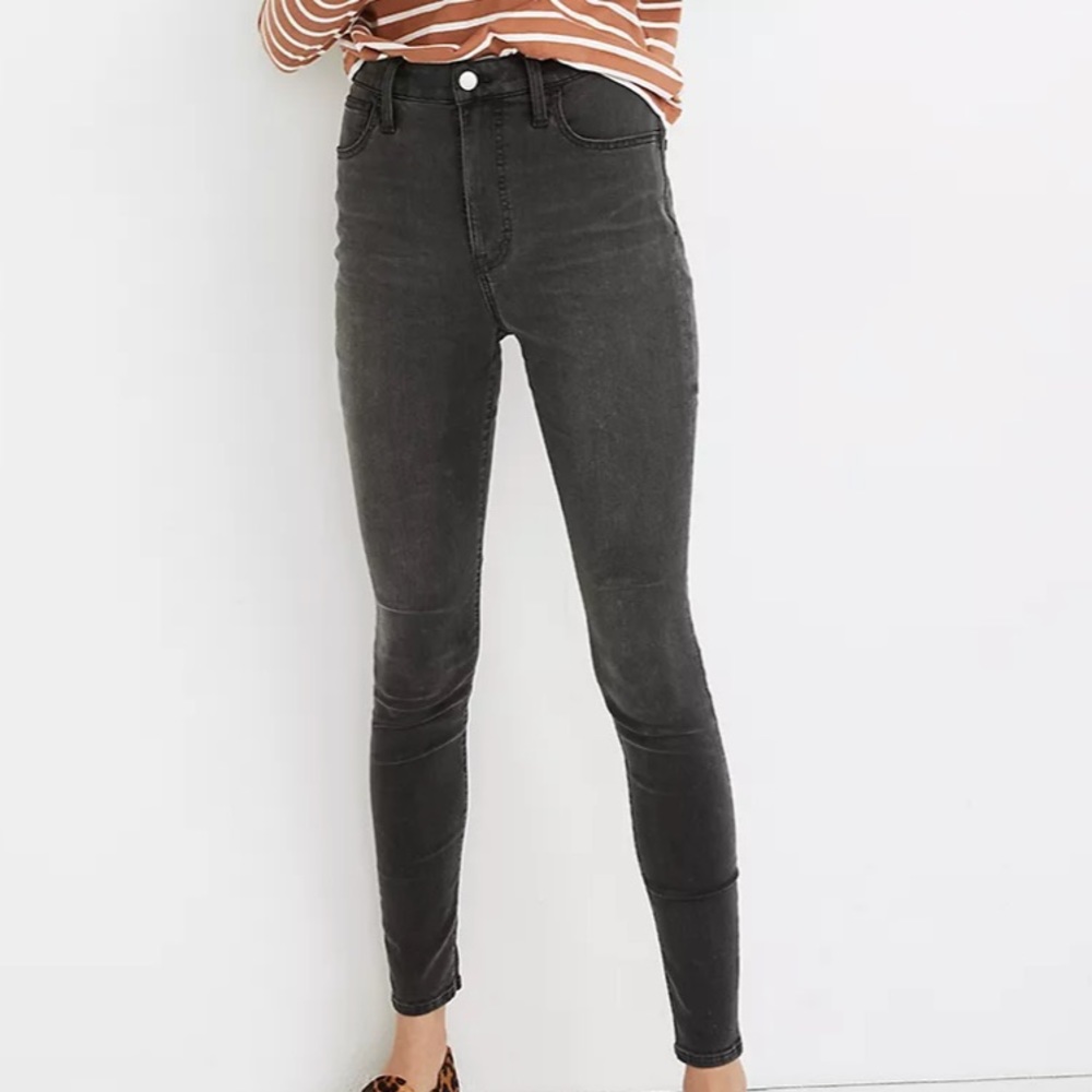 Madewell Roadtripper Skinny Jean in Washed Black